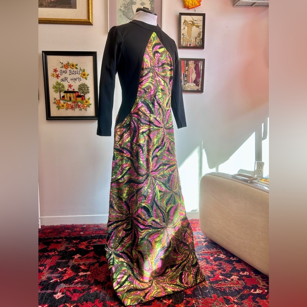 Vintage Late 60s/Early 70s Psychedelic Flocked Panel Gown with Stretch Bodice XL